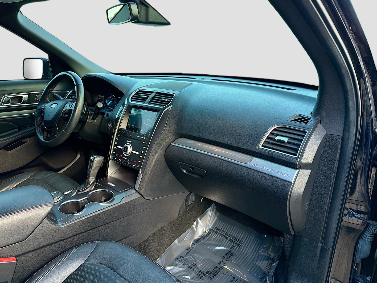 2019 Ford Explorer - Photo 15
