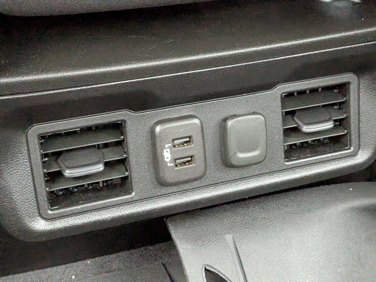 2021 Chevrolet Silverado 1500 - Photo 14