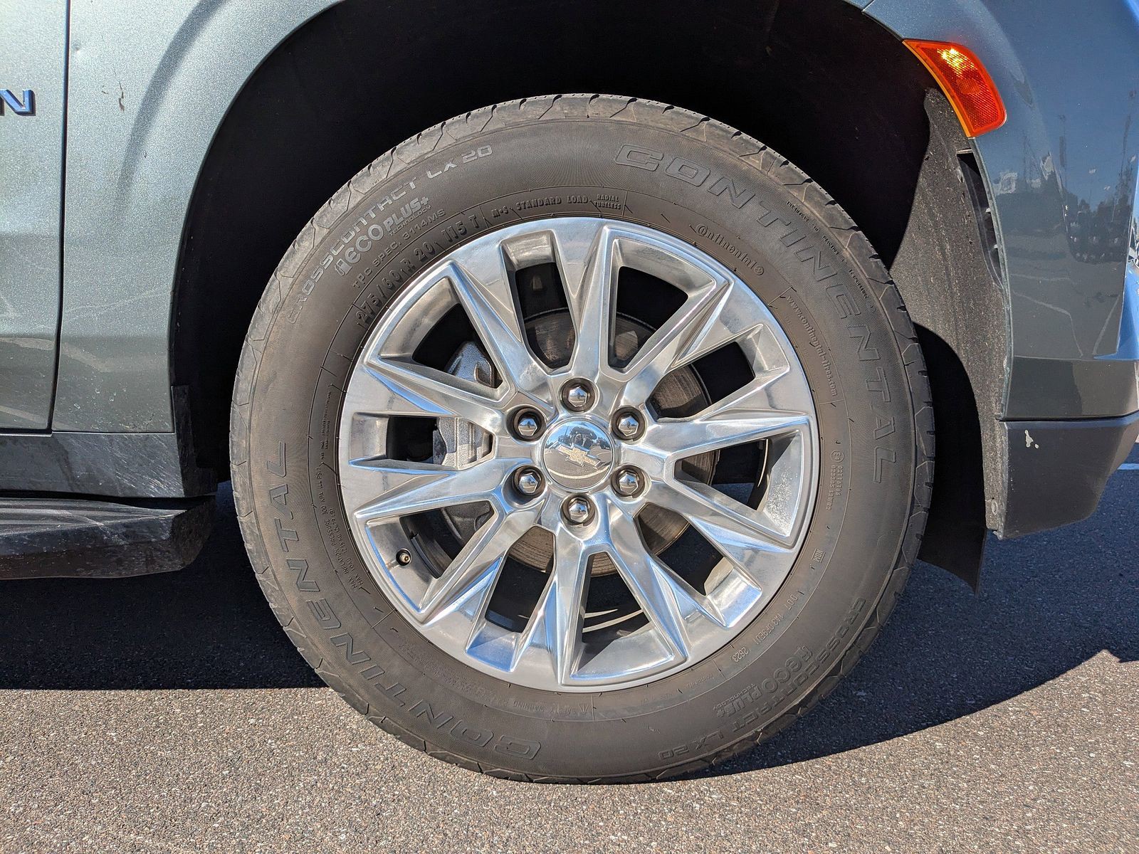 2023 Chevrolet Suburban - Photo 10