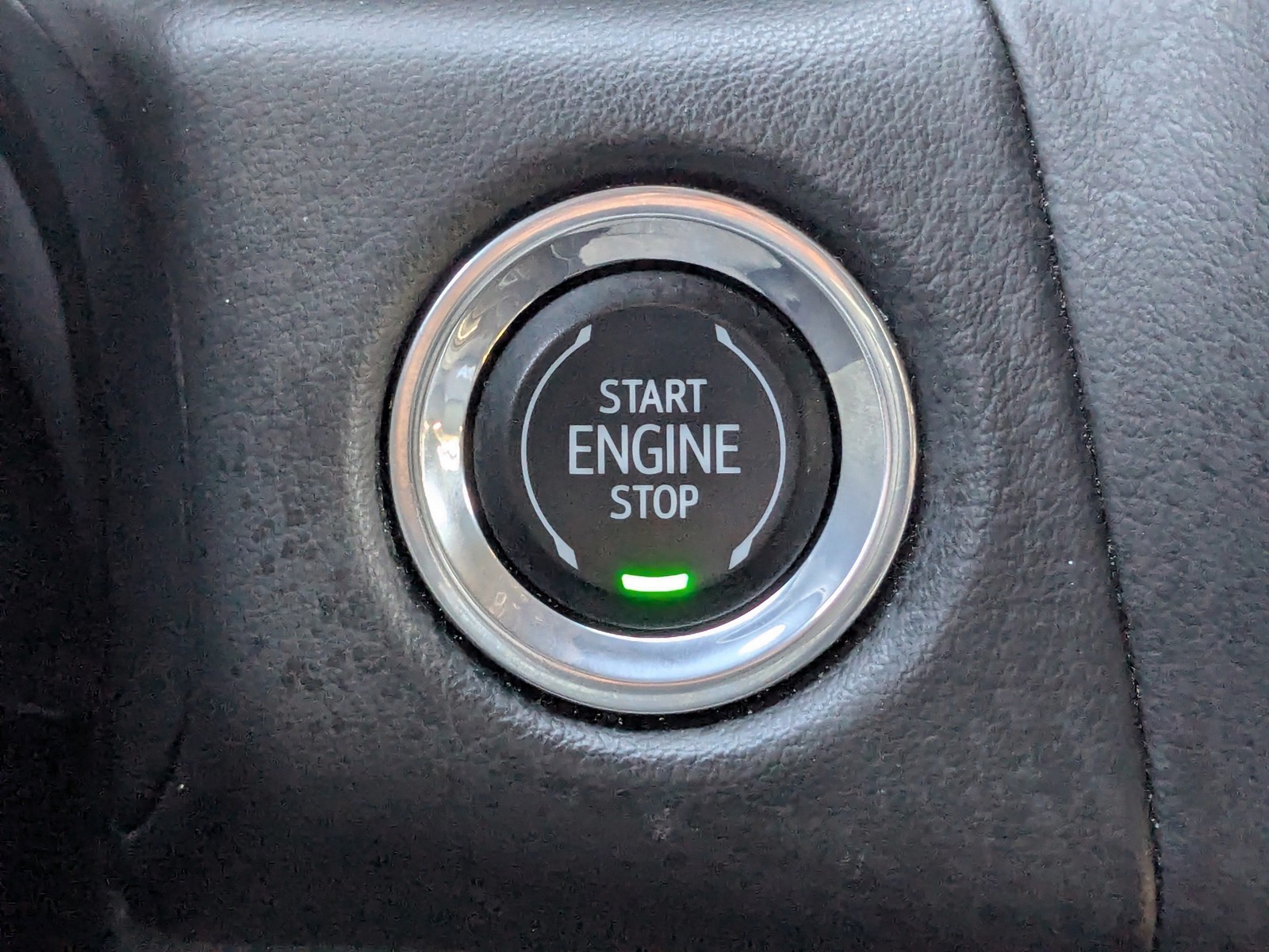 2023 Chevrolet Suburban - Photo 29