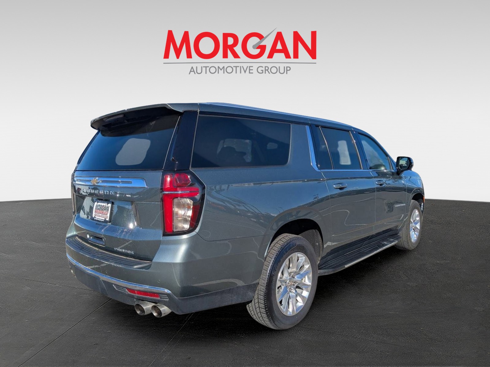 2023 Chevrolet Suburban - Photo 4