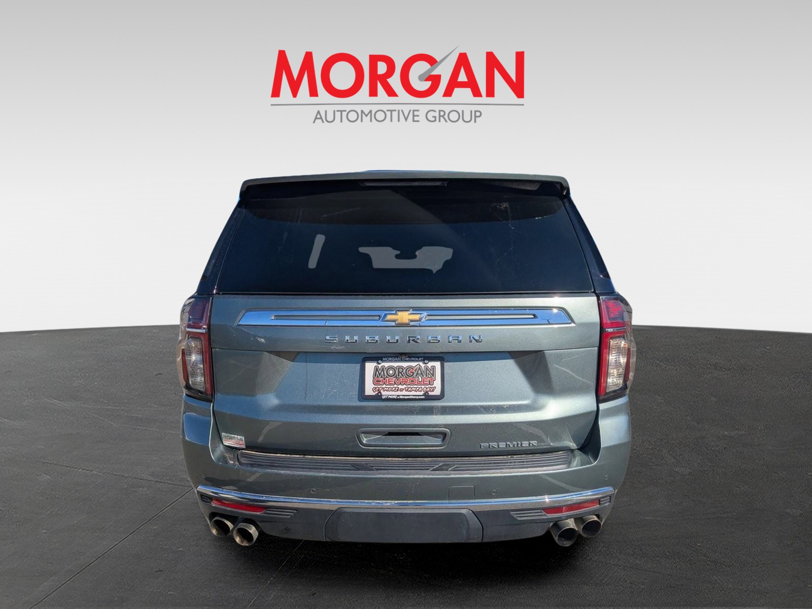 2023 Chevrolet Suburban - Photo 5