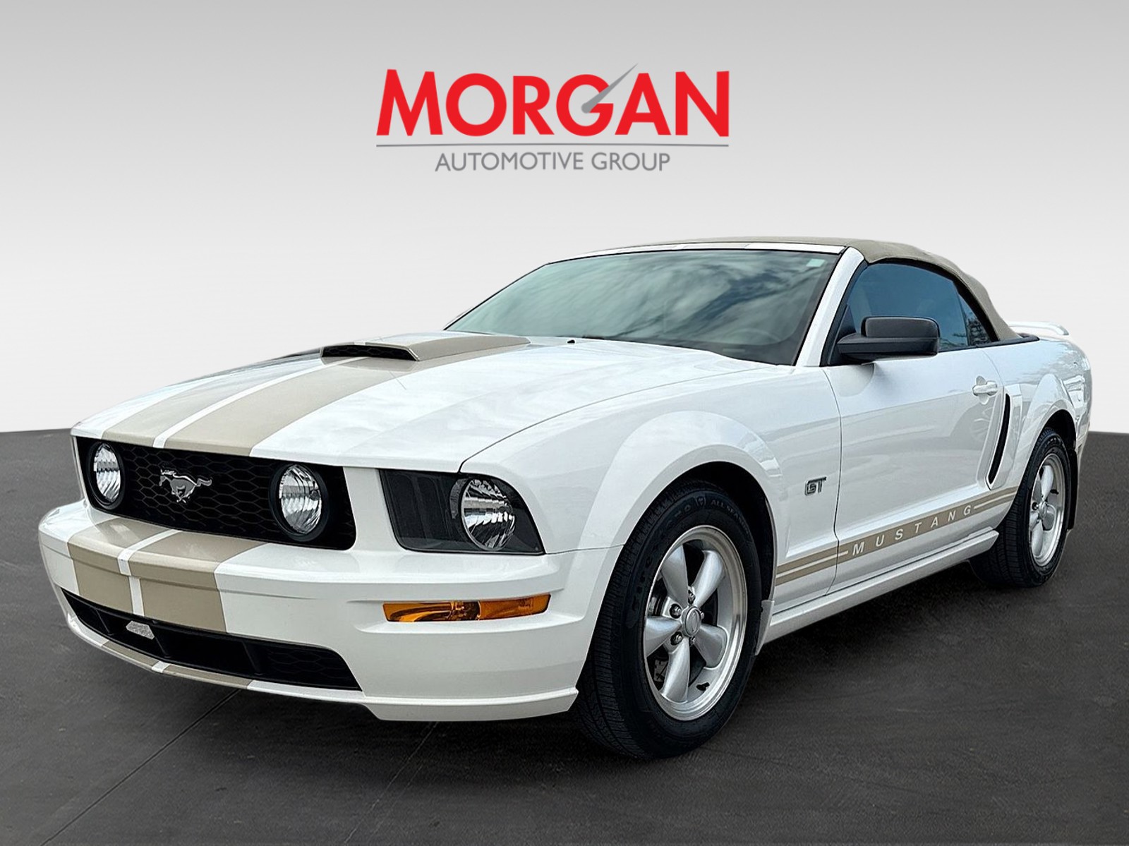 2008 Ford Mustang - Photo 2