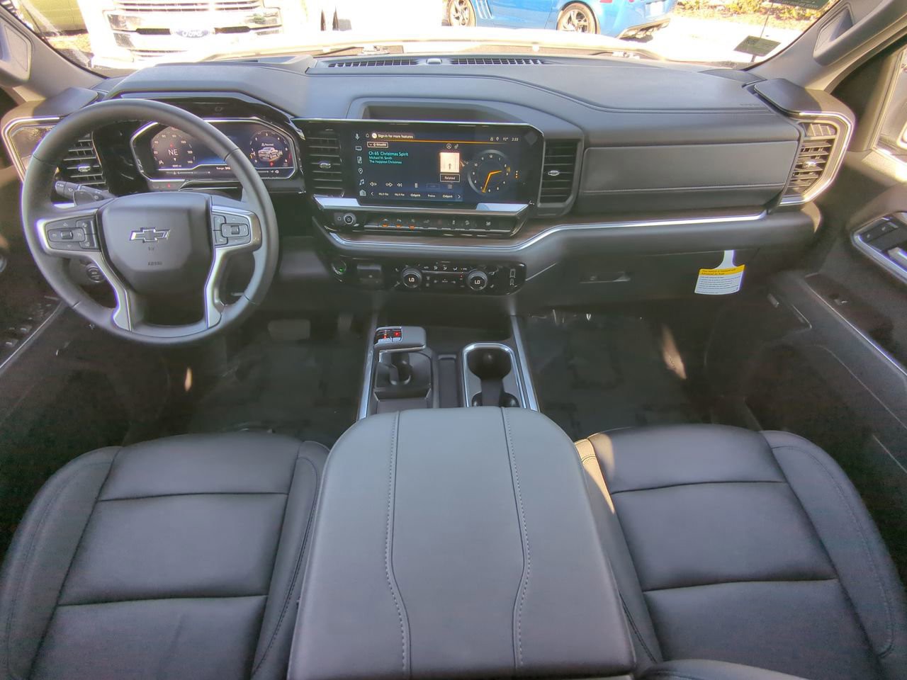 2025 Chevrolet Silverado 1500 - Photo 15