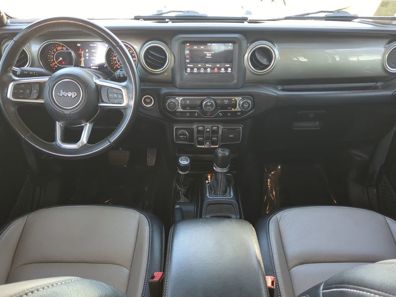 2019 Jeep Wrangler - Photo 15