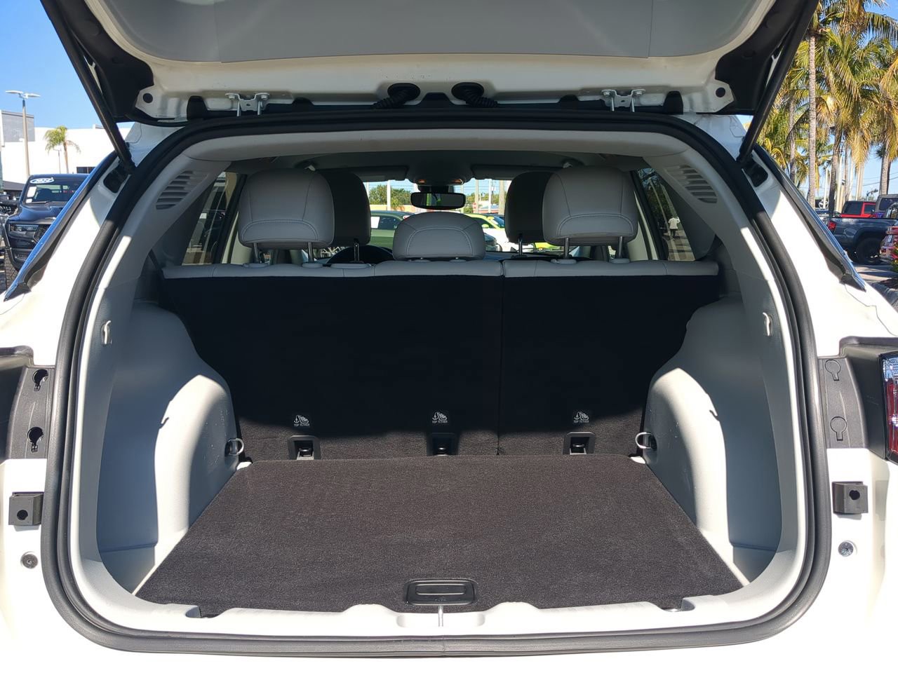 2021 Jeep Compass - Photo 13
