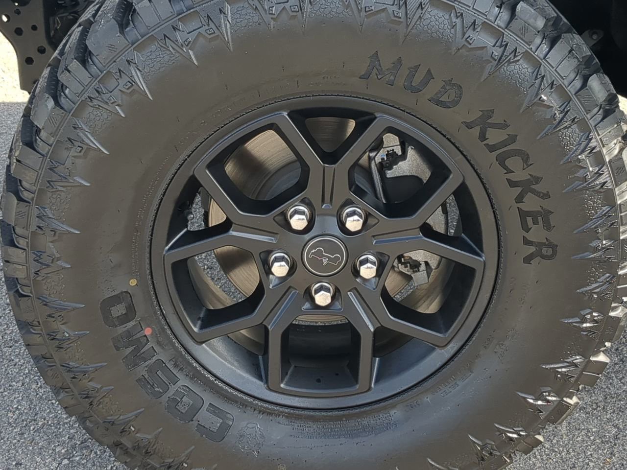 2025 Jeep Wrangler - Photo 11