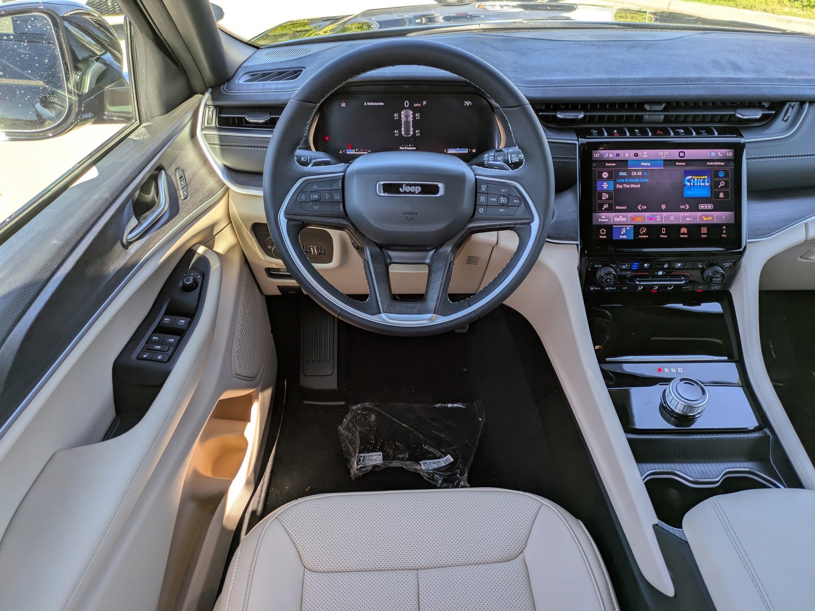 2025 Jeep Grand Cherokee - Photo 13