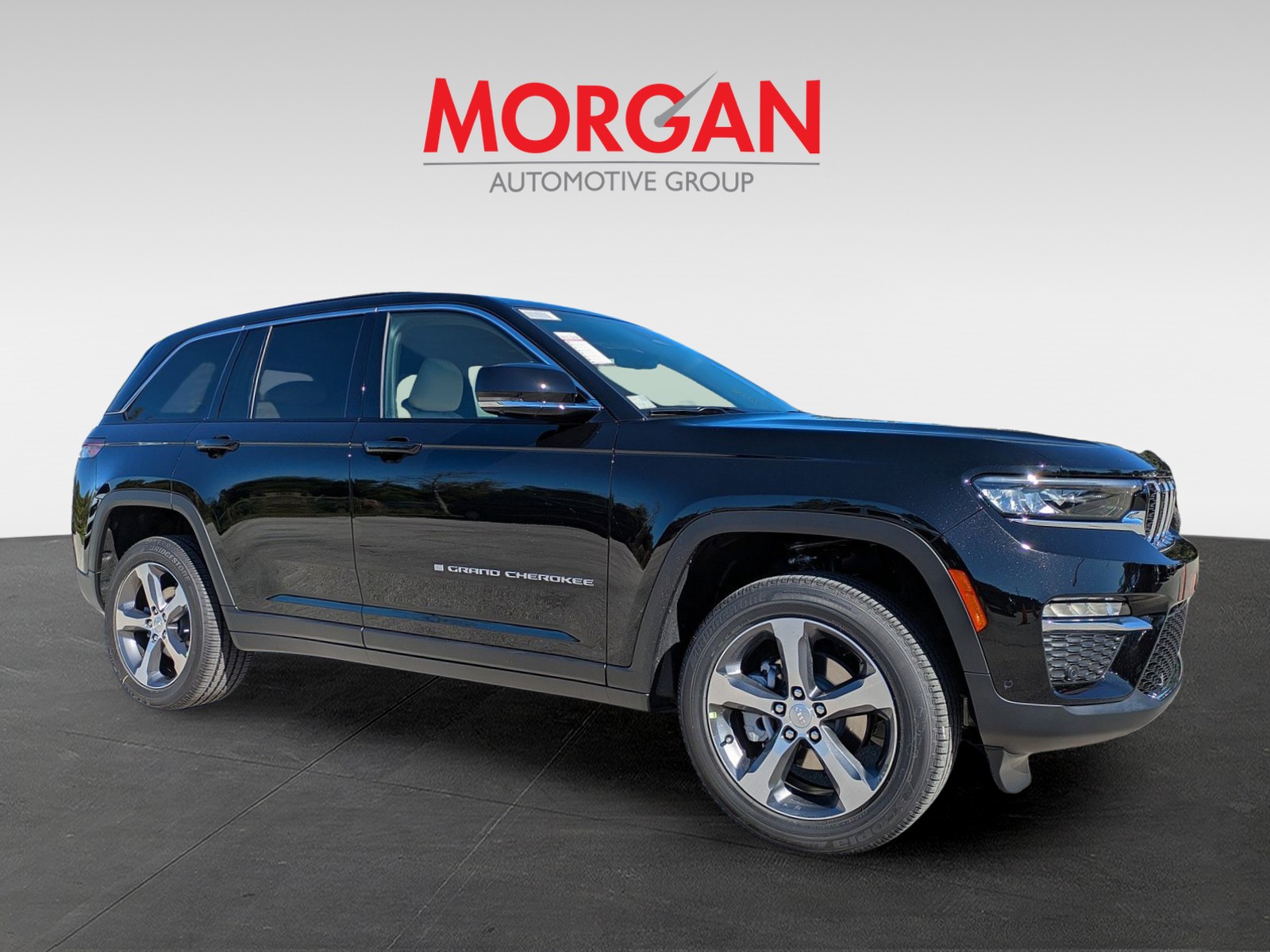 2025 Jeep Grand Cherokee - Photo 2