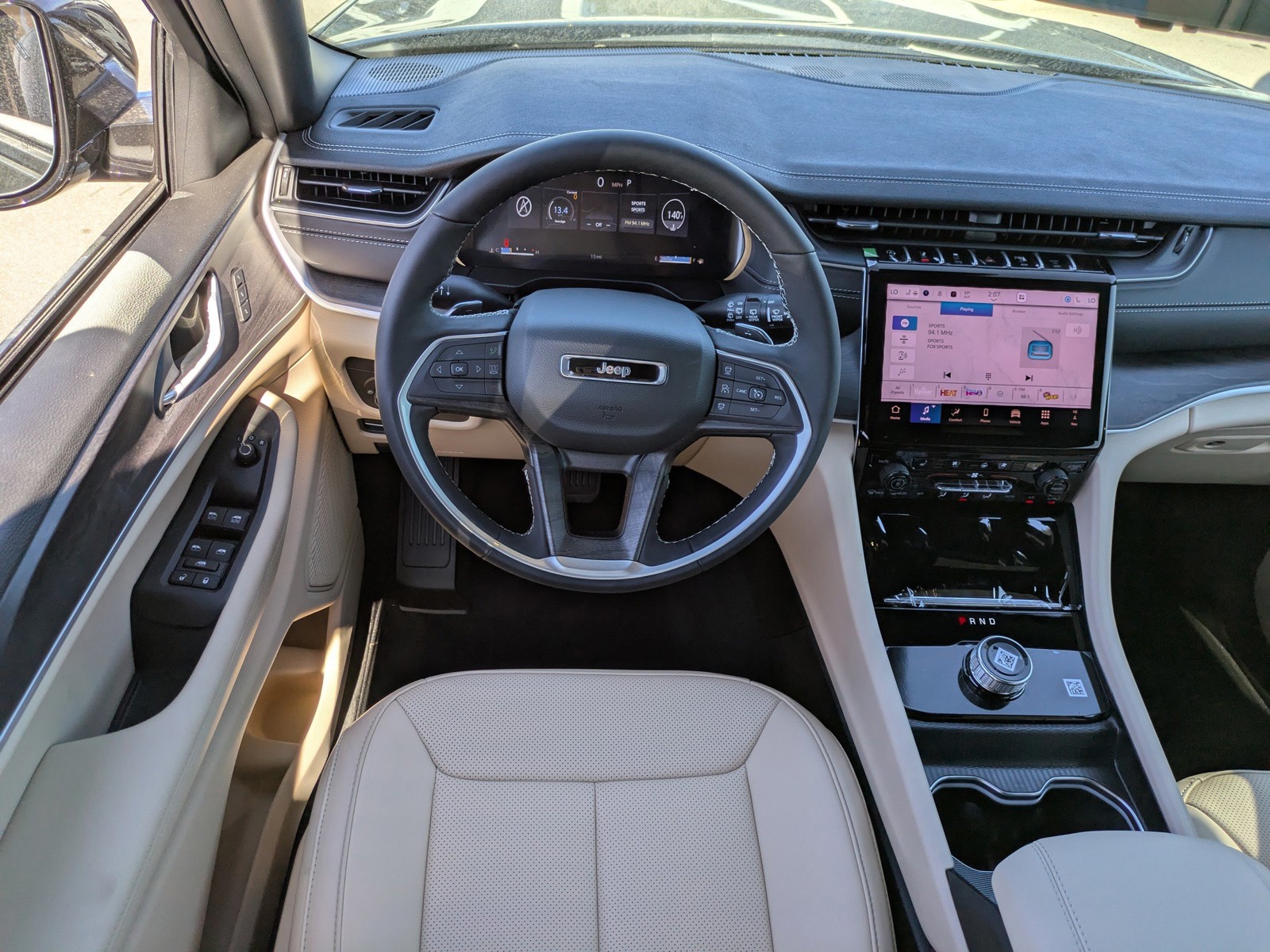 2025 Jeep Grand Cherokee - Photo 15