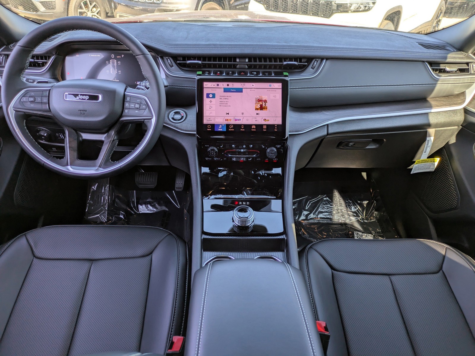 2025 Jeep Grand Cherokee - Photo 14