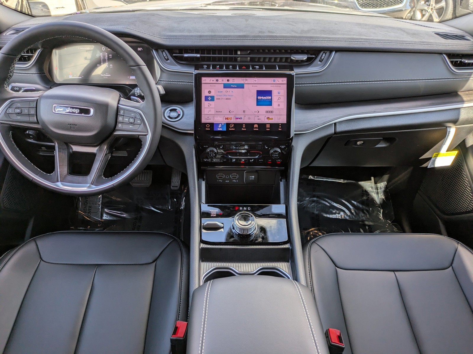 2025 Jeep Grand Cherokee - Photo 14