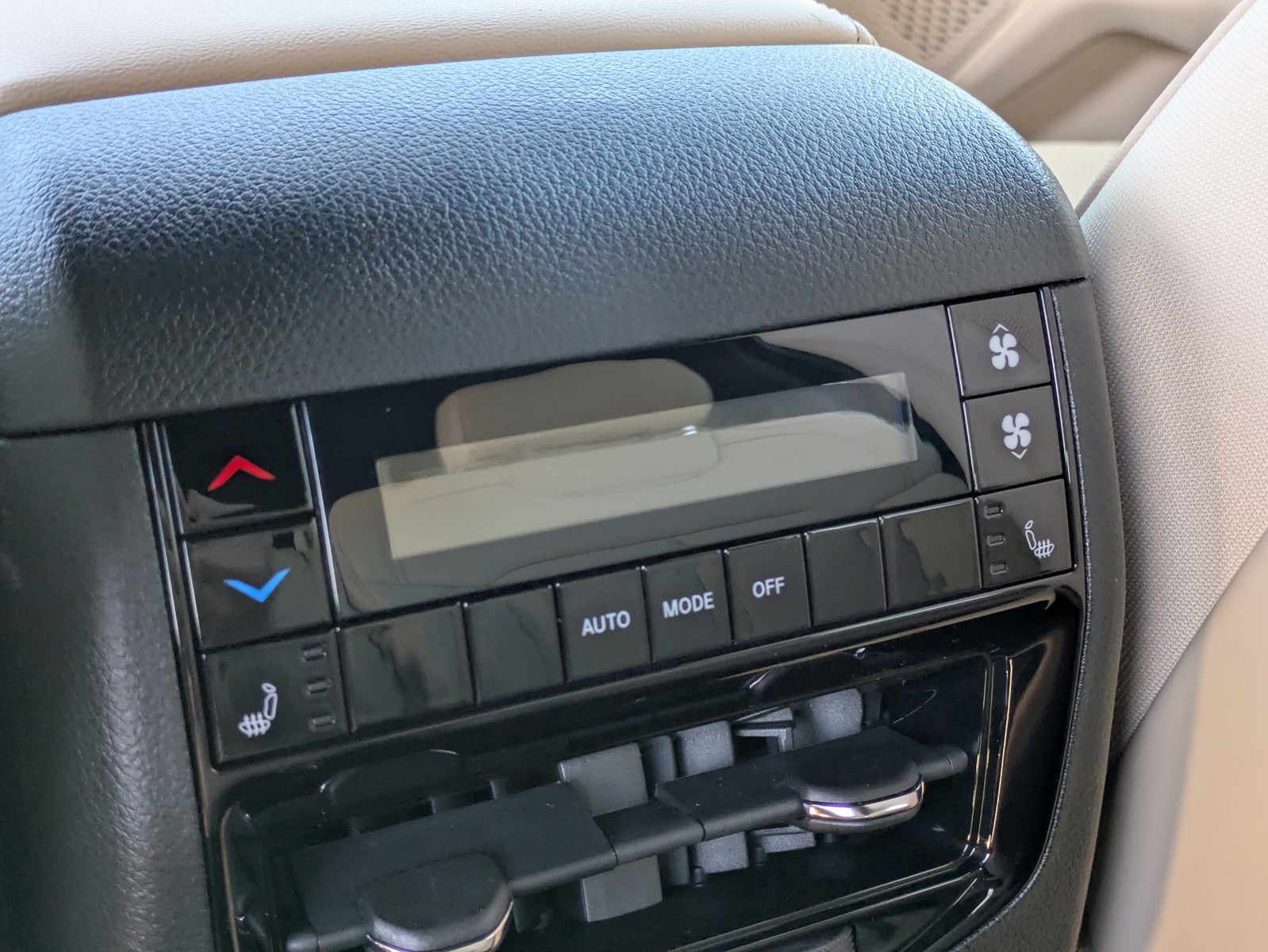 2025 Jeep Grand Cherokee L - Photo 15