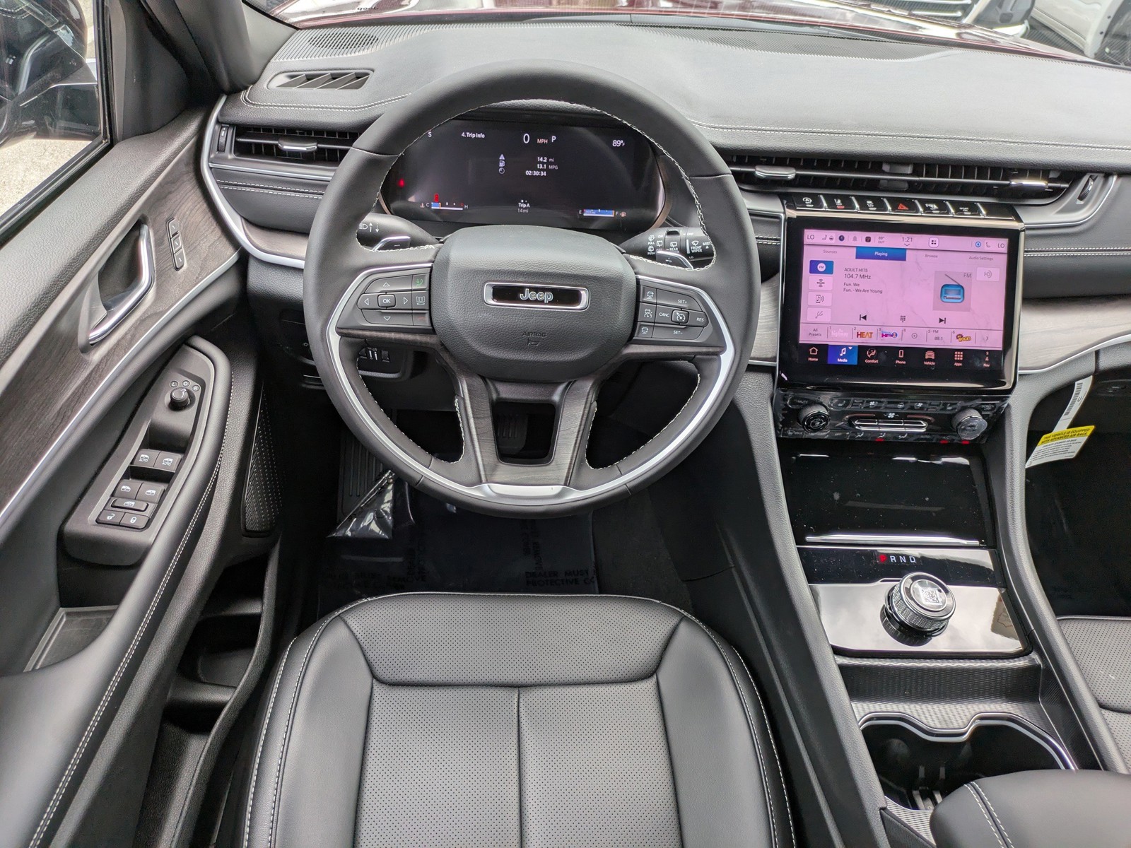 2025 Jeep Grand Cherokee - Photo 15