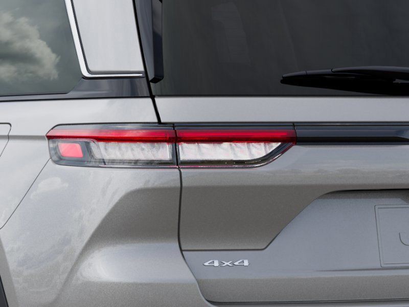 2025 Jeep Grand Cherokee - Photo 10