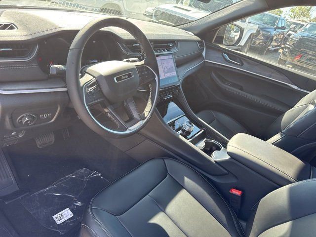 2025 Jeep Grand Cherokee - Photo 12