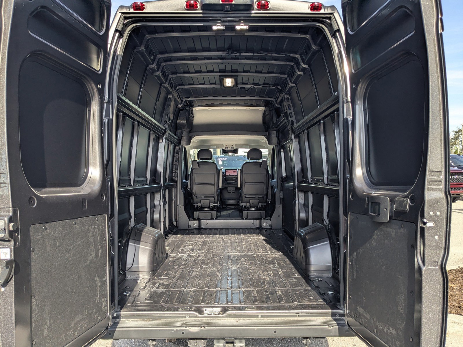 2026 Ram ProMaster 3500 - Photo 13