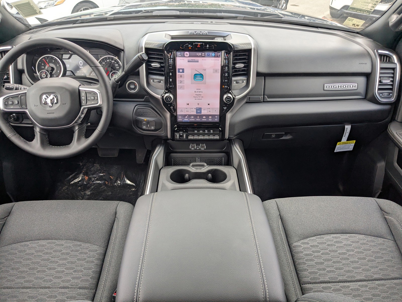 2025 Ram 2500 - Photo 15