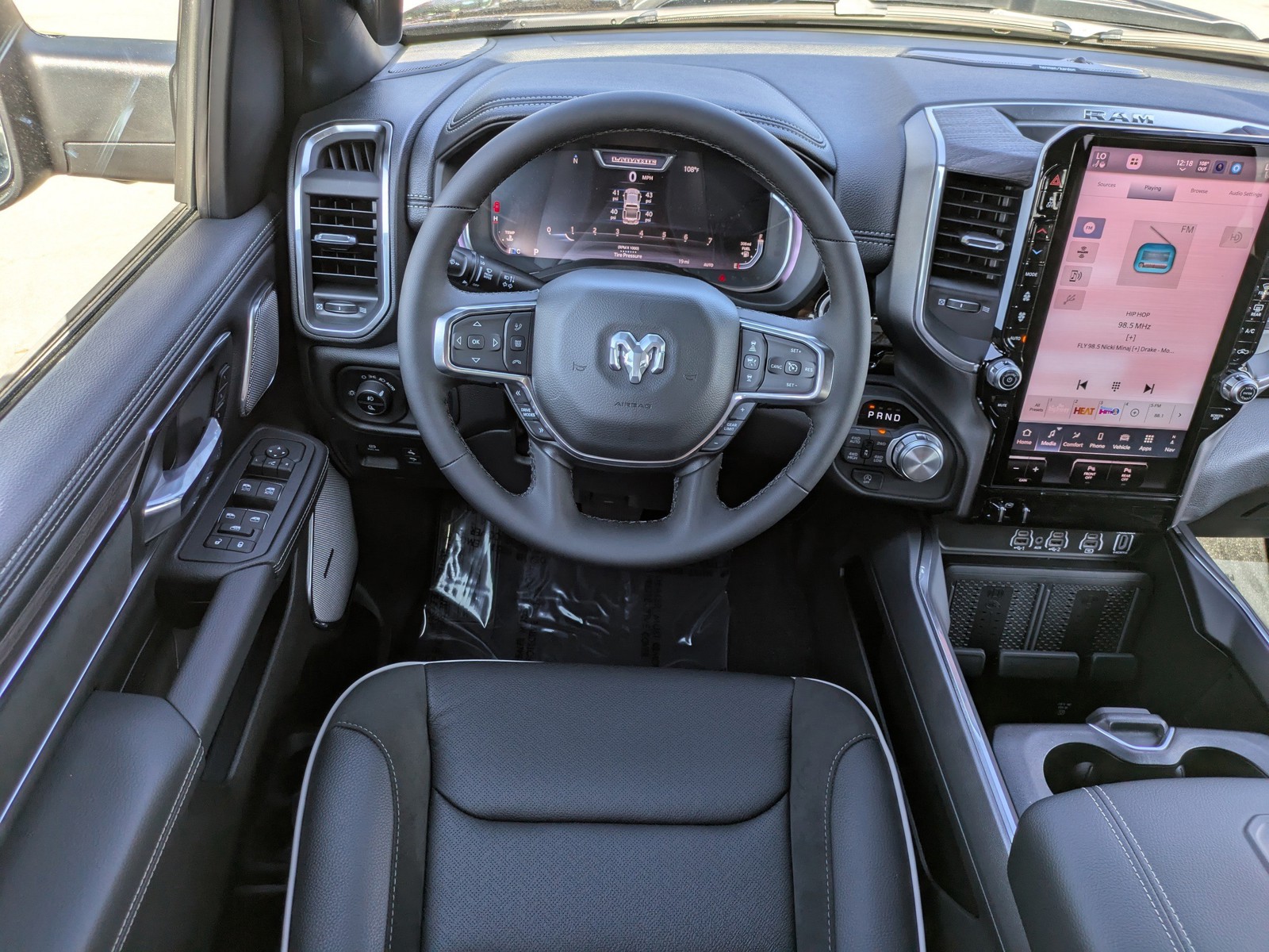 2026 Ram 1500 - Photo 15