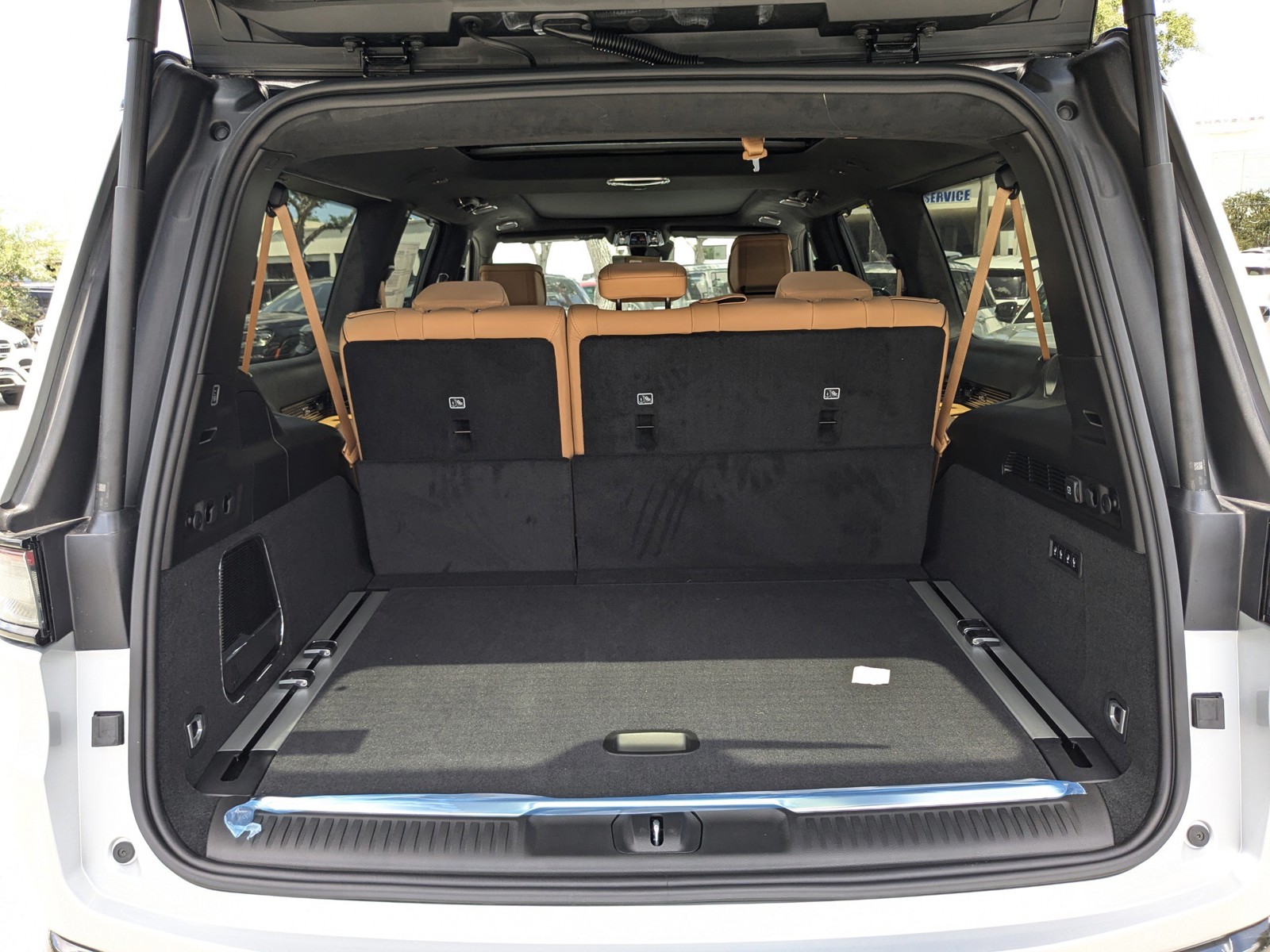 2025 Jeep Grand Wagoneer L - Photo 13