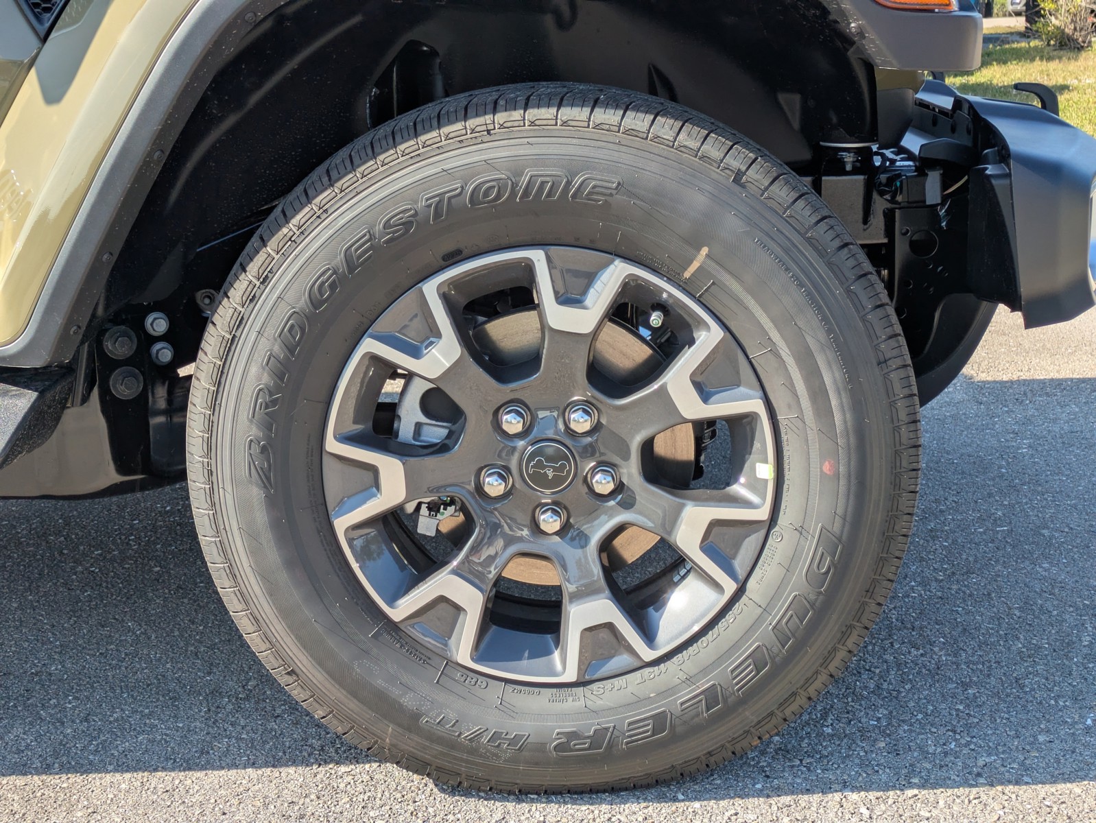 2026 Jeep Wrangler - Photo 11