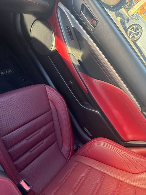 2015 Lexus RC - Photo 14