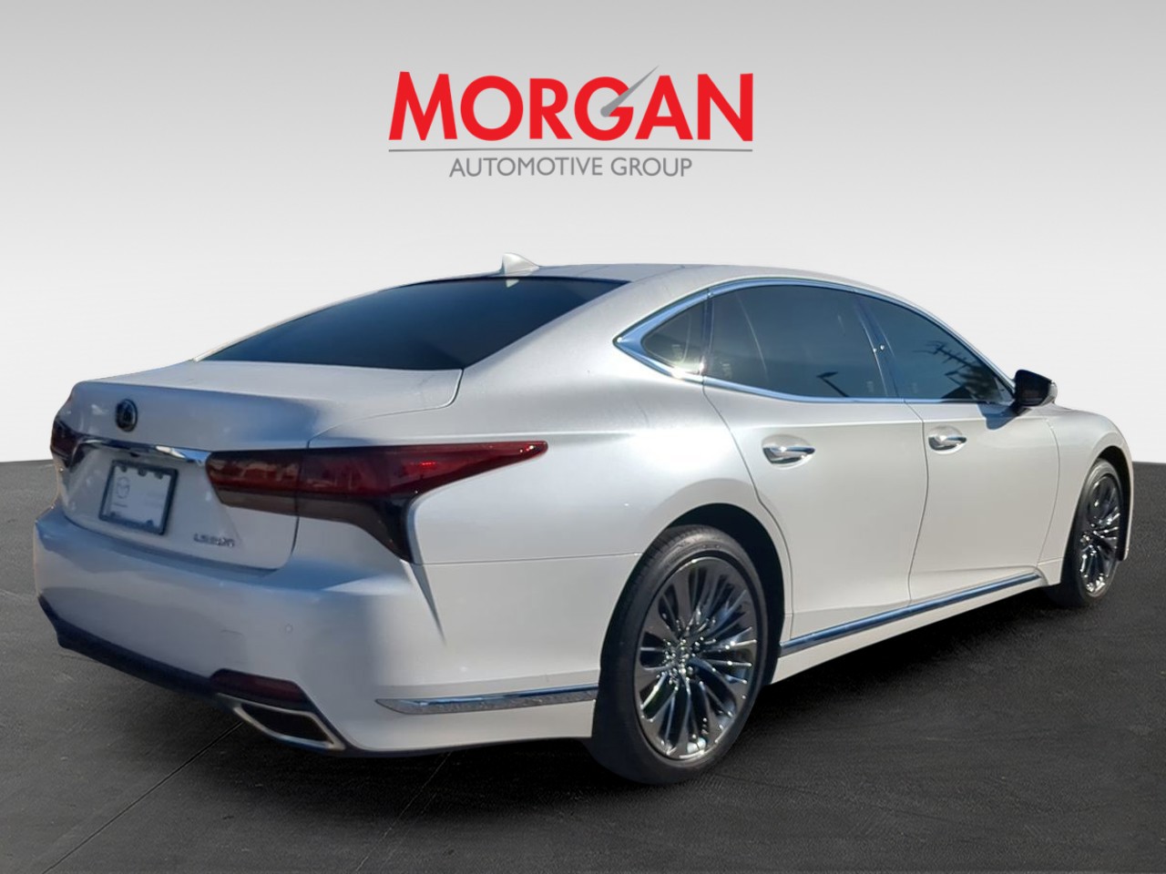 2023 Lexus LS - Photo 5