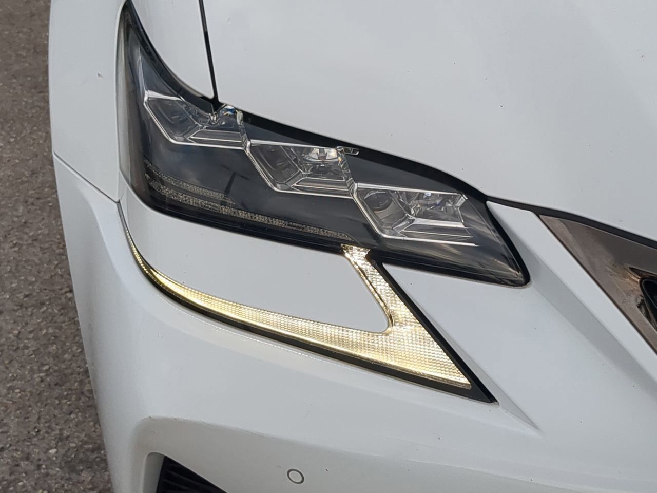 2018 Lexus GS - Photo 10
