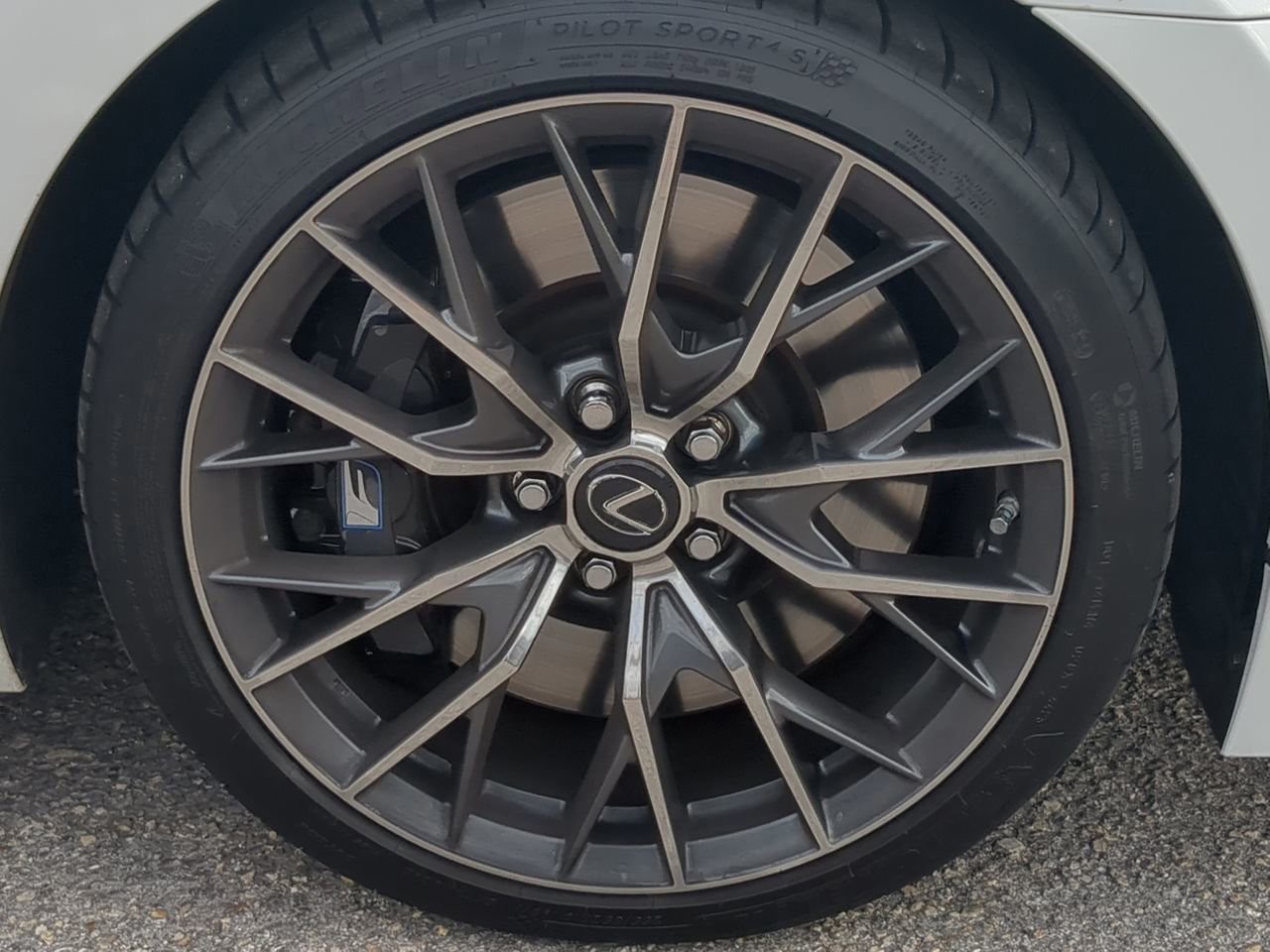 2018 Lexus GS - Photo 11