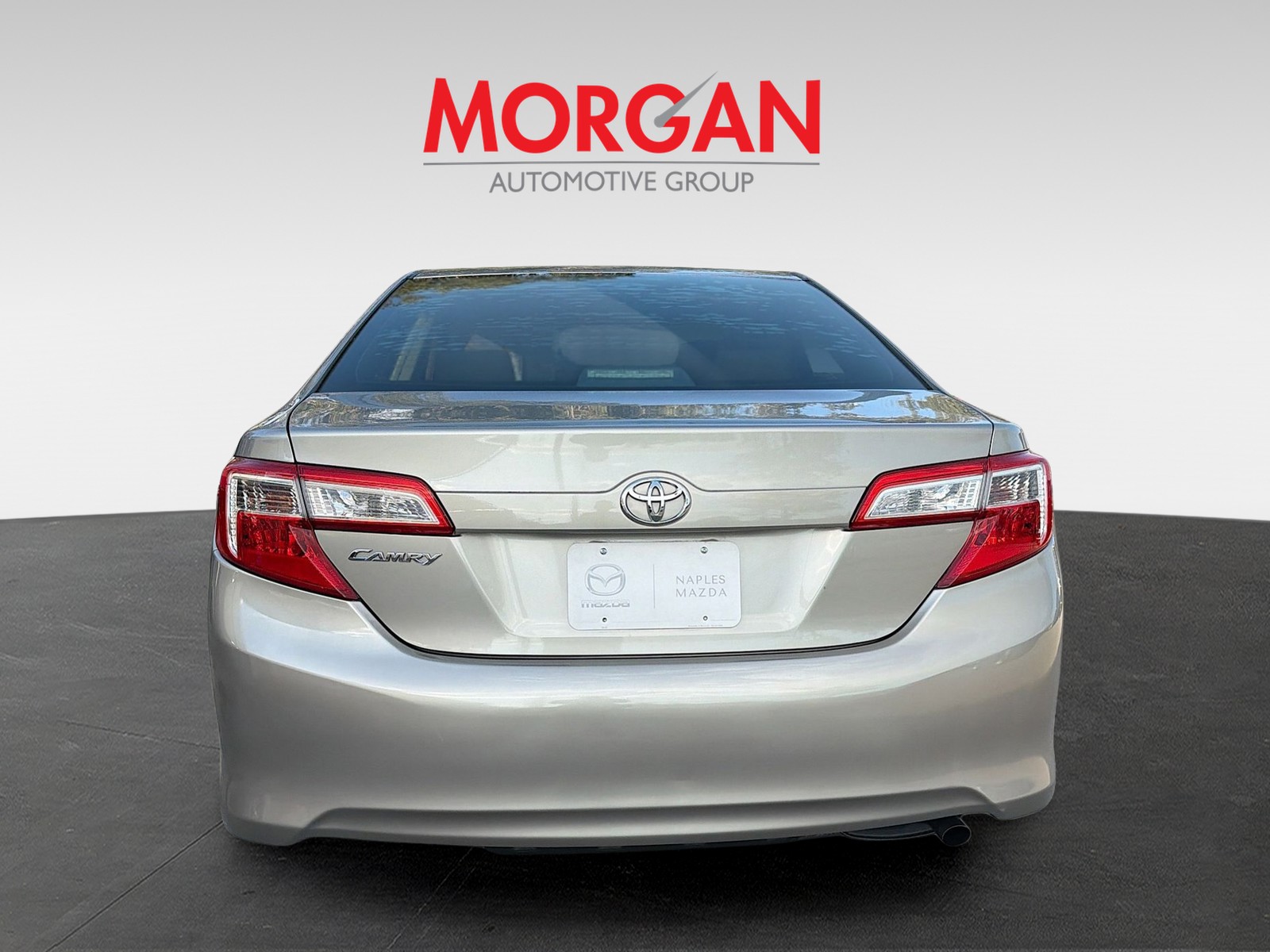 2013 Toyota Camry - Photo 9