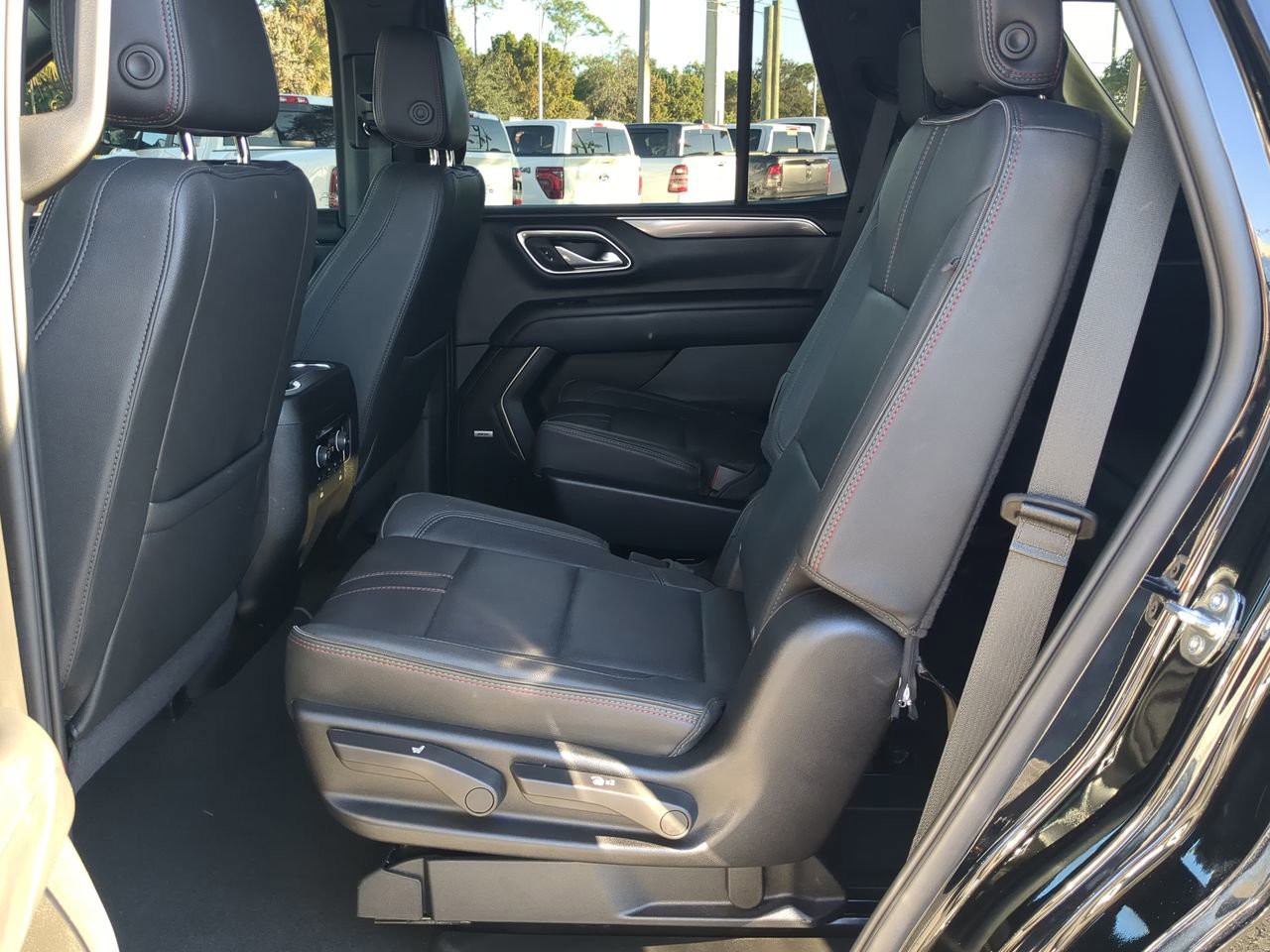 2024 Chevrolet Tahoe - Photo 14