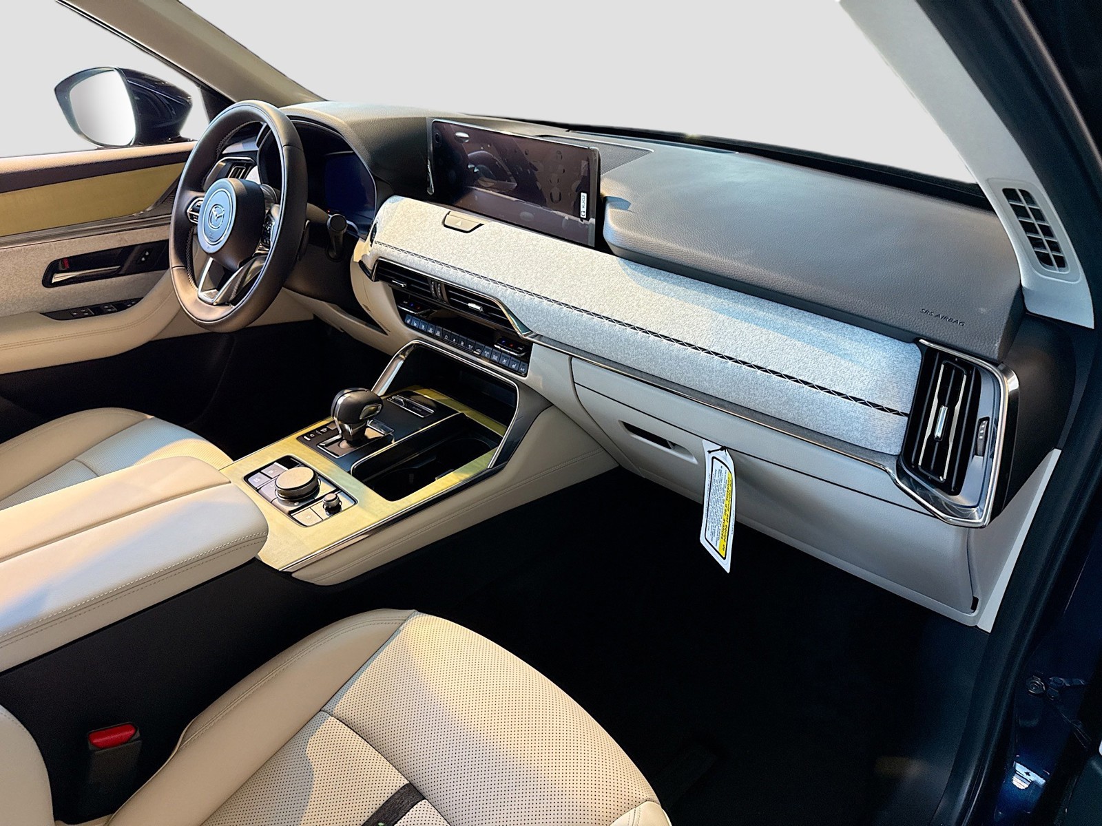 2026 Mazda CX-90 - Photo 14