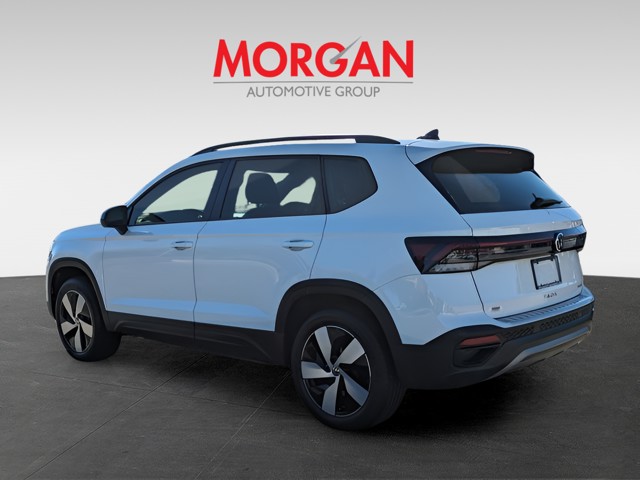 2025 Volkswagen Taos - Photo 6