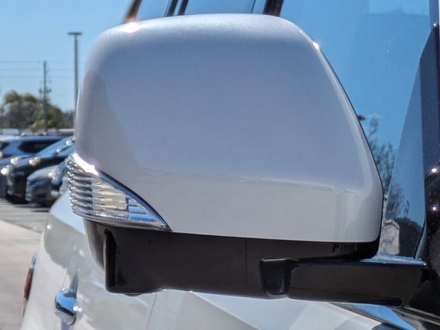 2024 Nissan Armada - Photo 13