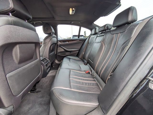 2018 BMW 5 Series - Photo 14