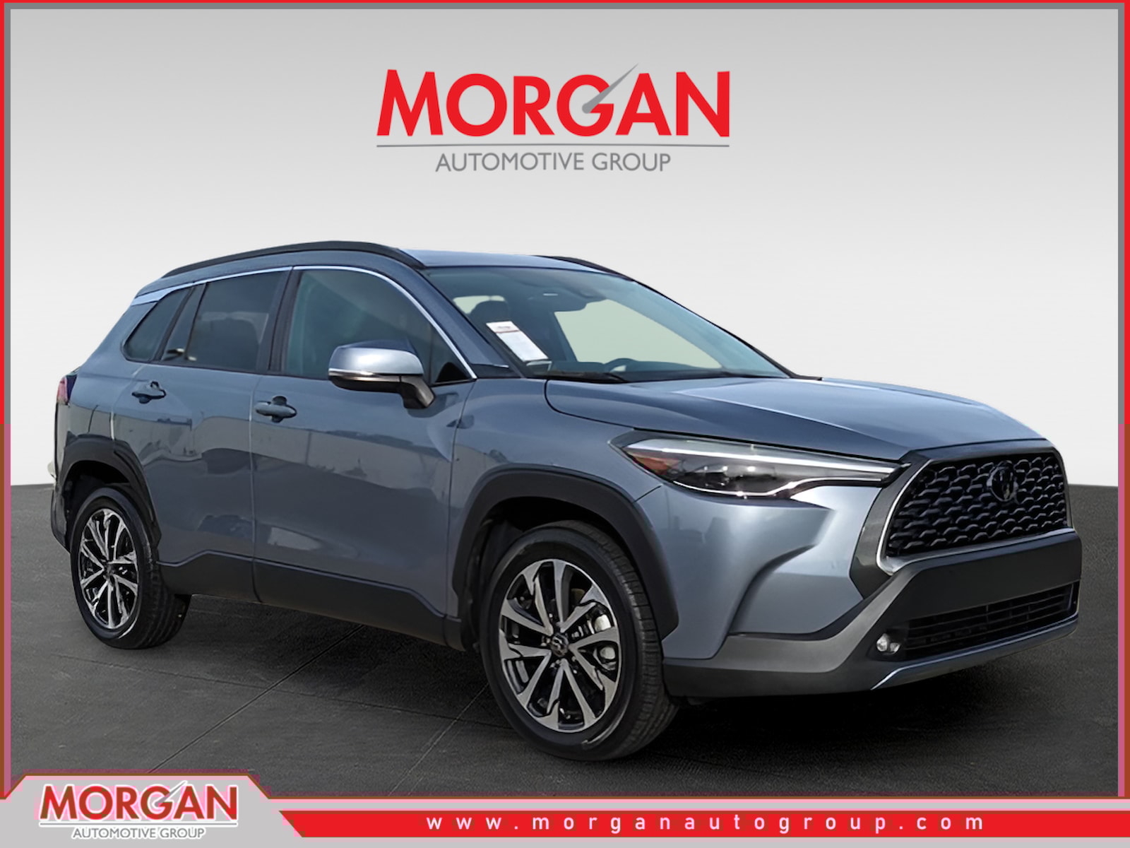 2022 Toyota Corolla Cross XLE's photo