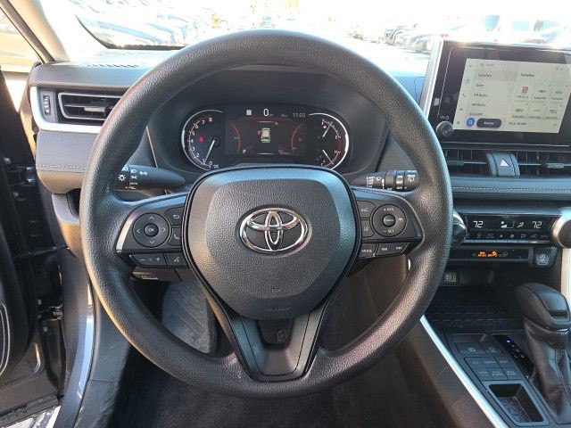 2024 Toyota RAV4 Hybrid - Photo 15