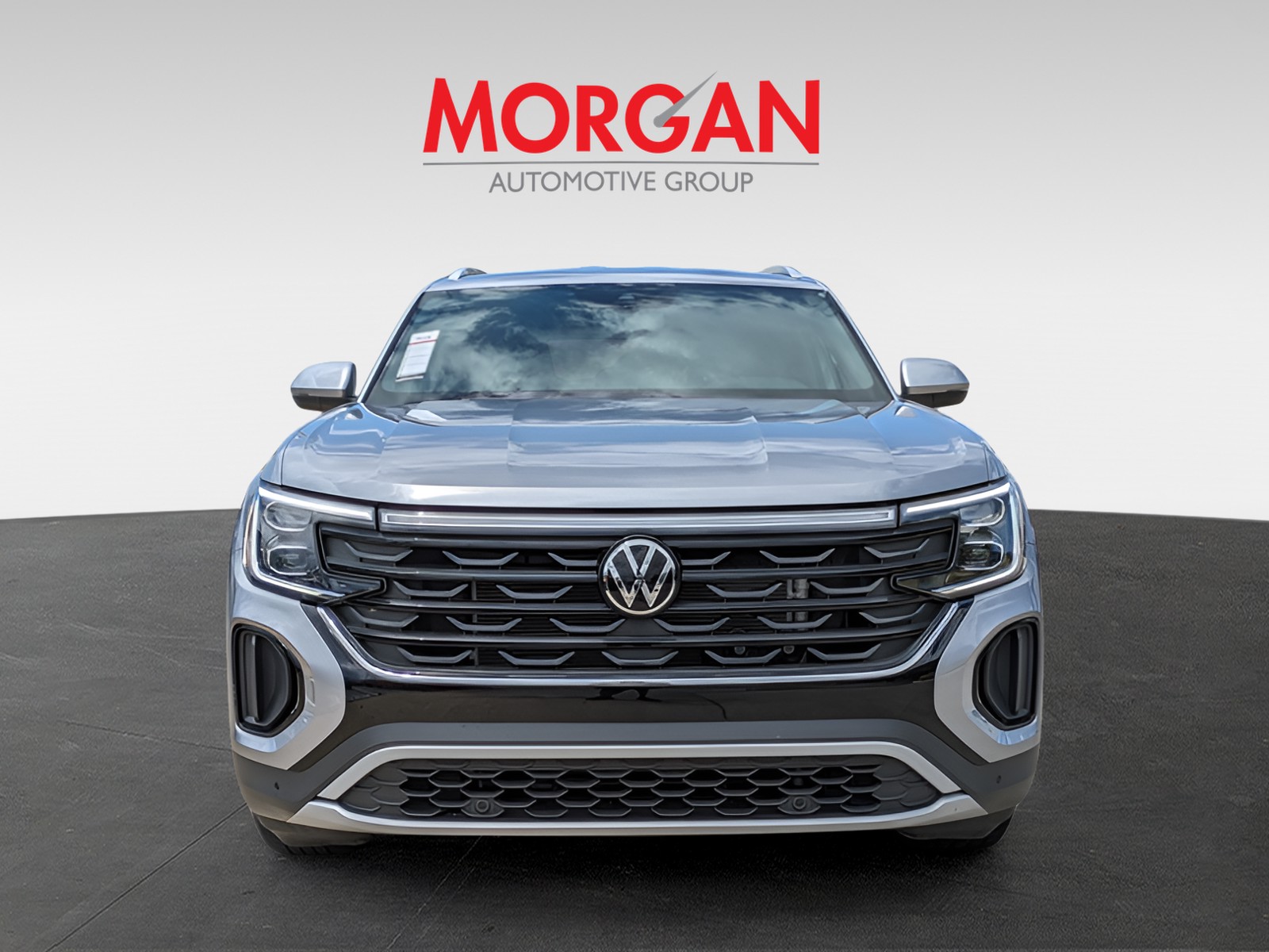 Used 2024 Volkswagen Atlas Cross Sport SE w/Tech with VIN 1V2HE2CA7RC205331 for sale in Tampa, FL