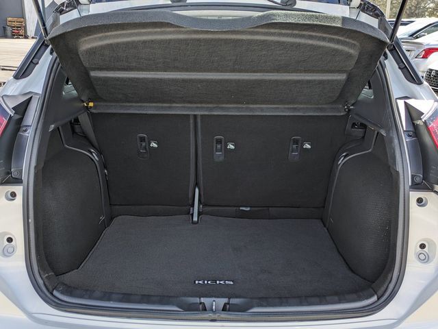 2024 Nissan Kicks - Photo 14