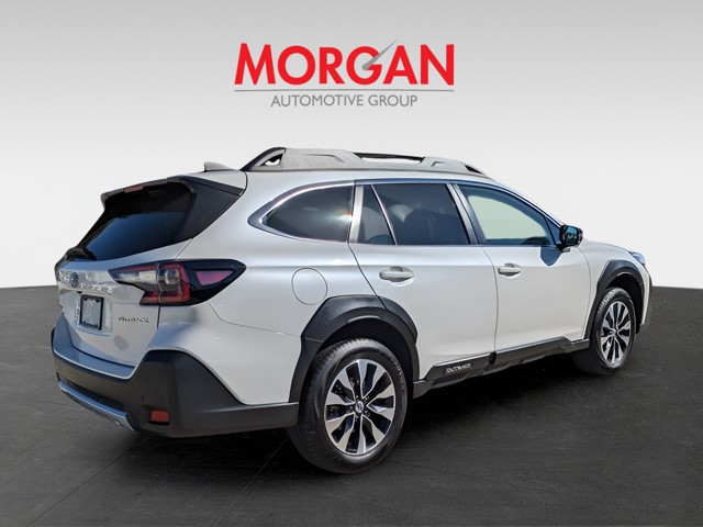 2023 Subaru Outback - Photo 5