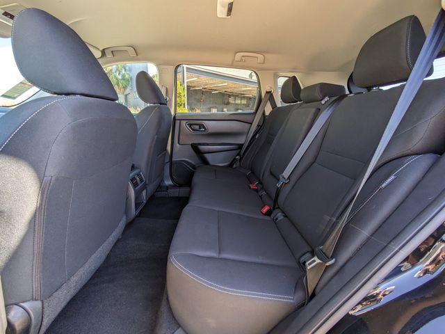 2024 Nissan Rogue - Photo 15