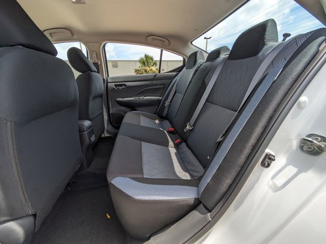 2025 Nissan Versa - Photo 14