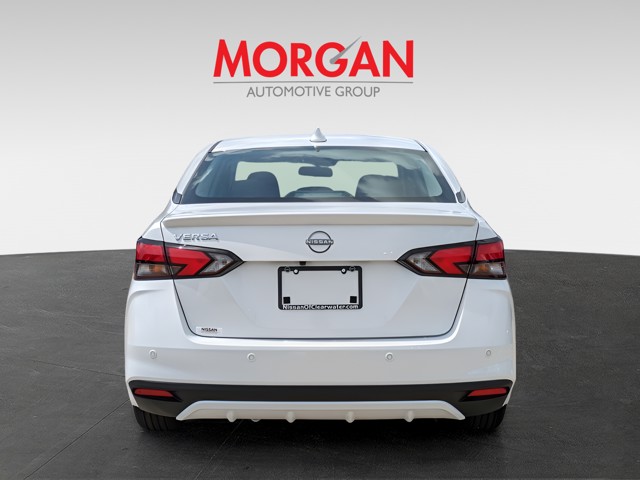 2025 Nissan Versa - Photo 7