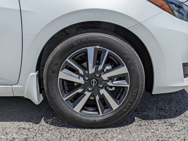 2025 Nissan Versa - Photo 11