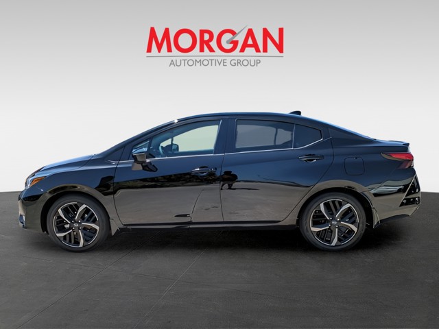 2025 Nissan Versa - Photo 9