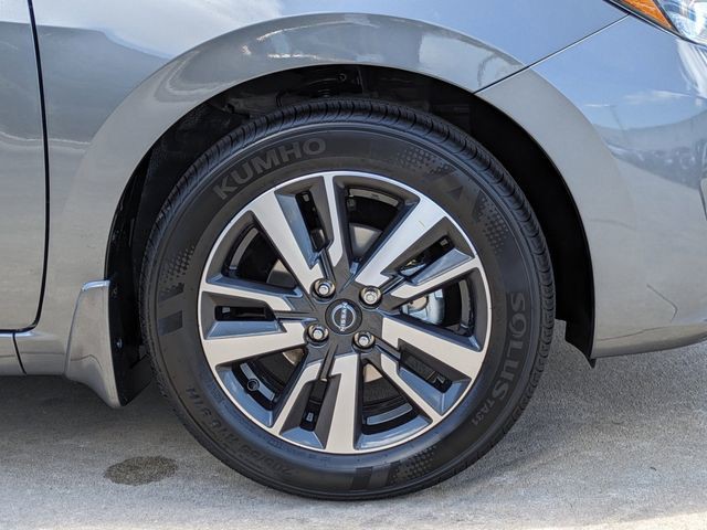 2025 Nissan Versa - Photo 11