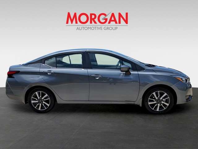 2025 Nissan Versa - Photo 8