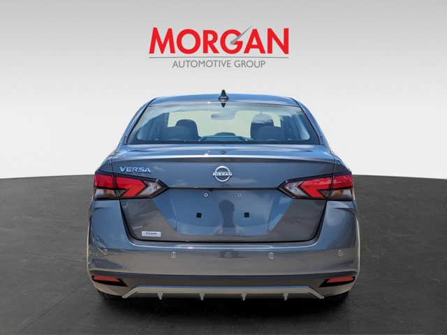 2025 Nissan Versa - Photo 7
