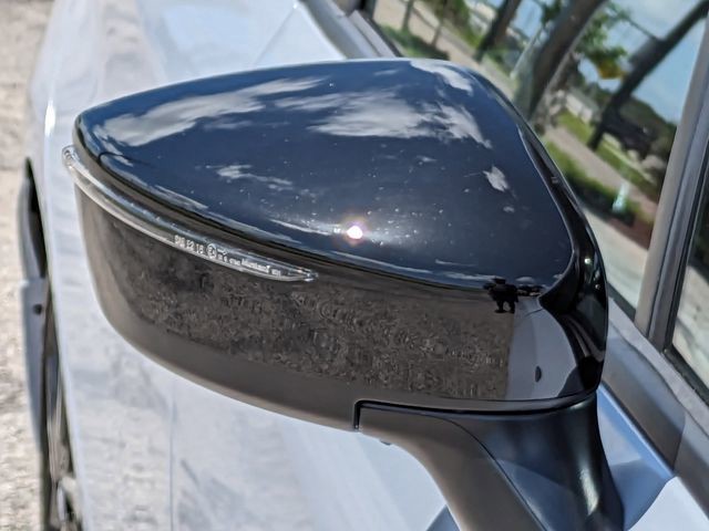 2025 Nissan Versa - Photo 12