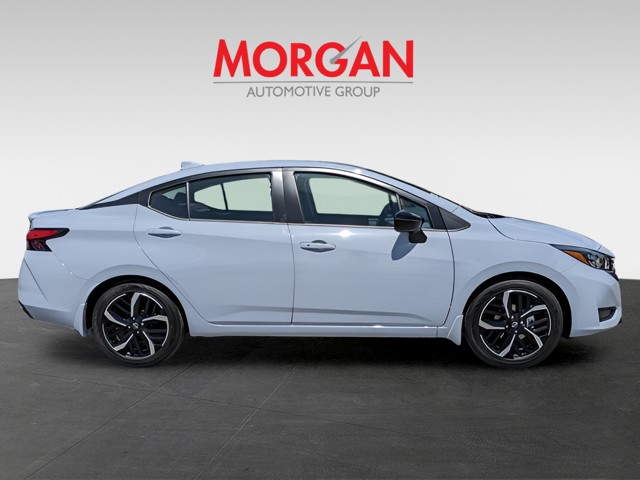 2025 Nissan Versa - Photo 8
